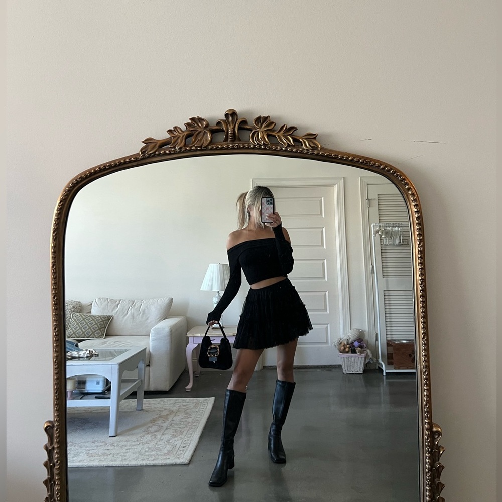 tulle mini skirt